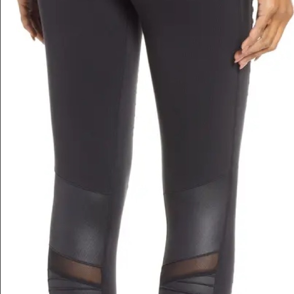 Alo yoga high waist Moto Leggings black Small - Picture 4 of 5